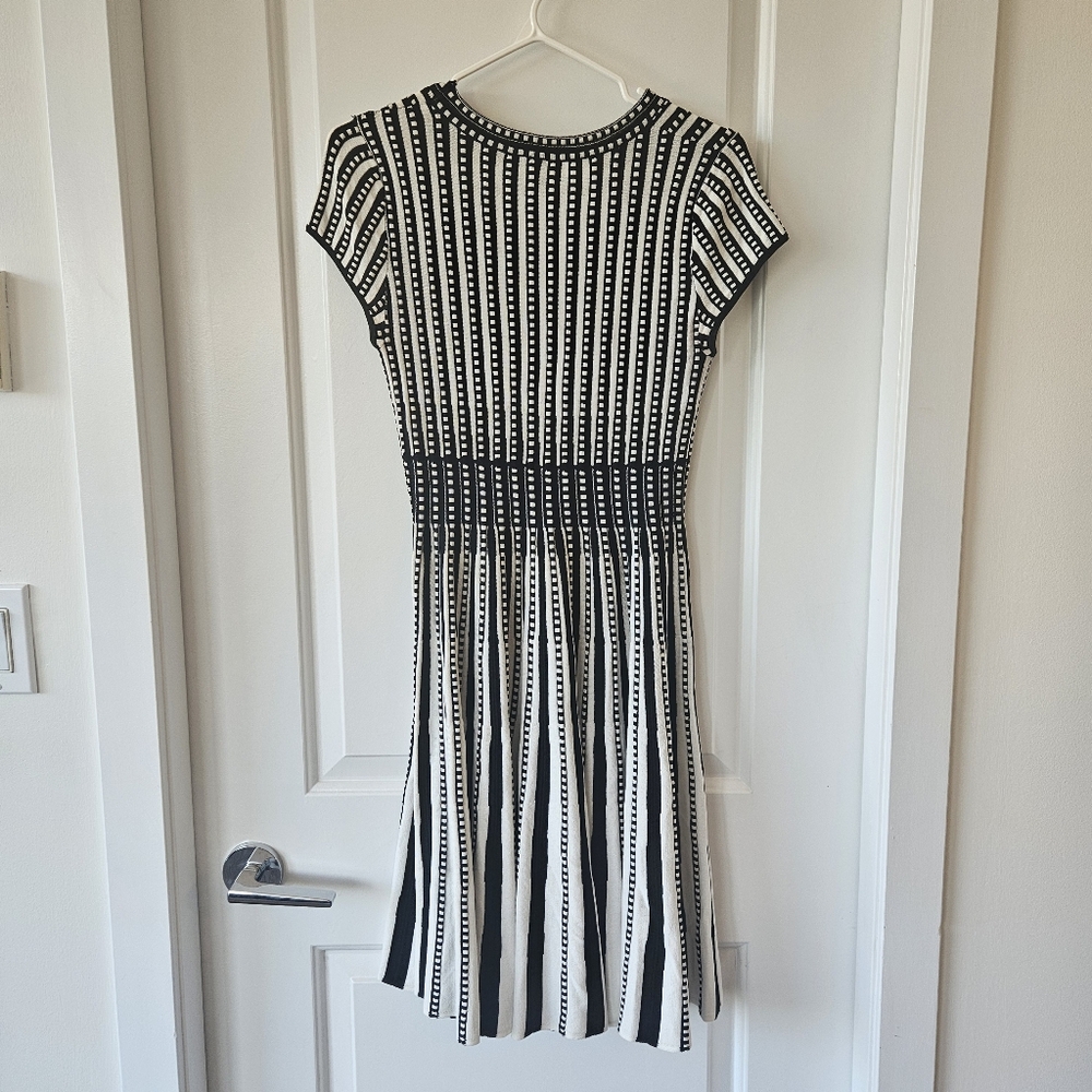Maeve by Anthropologie Baird Sweater Dress Black and White Size Small - Picture 9 of 10